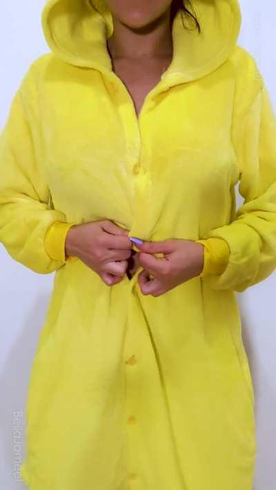 Hope you don't mind my pyjama🙄