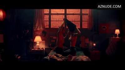 Alexandra Daddario In DIE IN A GUNFIGHT