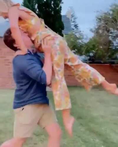 HMC While I dirty dance...