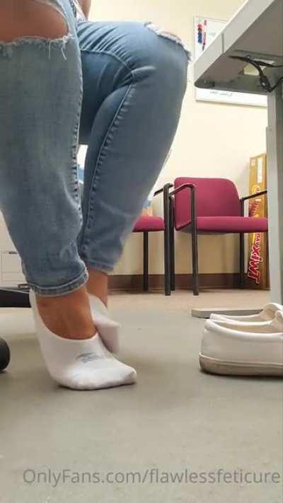 $DM me to get folders. Join telegram now in comments (join it now!)