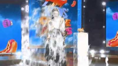 SquarePosting - Video #8998