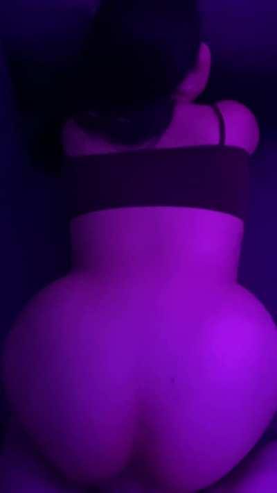 I love it when guys shoot their load on me :)