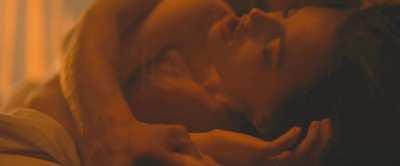 Emma Mackey showing the plots for the first time - From Eiffel