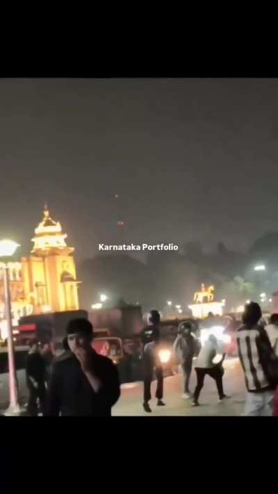Where is the law and order? This fight happened right in front of Vidhana Soudha. Has anyone noticed the recent upsurge in boy-gangs across the city? Especially around Central Bengaluru, Madiwala and BTM?