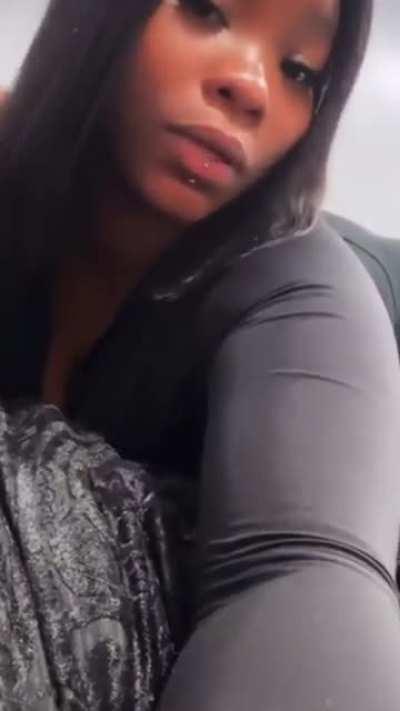 She doing meet ups right now hmu $10 for her info if you wants sun pussy her prices is $150 for sex $50 for head