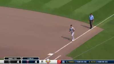 [Highlight] [Highlight]Joey Gallo tries bunting with 2 outs in the 11th inning