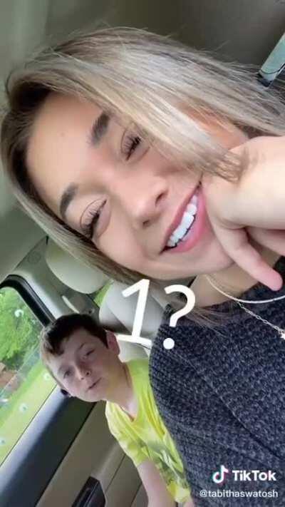 sister licks 11 boys