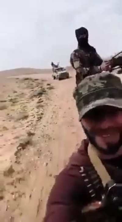 THK maymunlara ücretsiz uçuş sağlıyor.