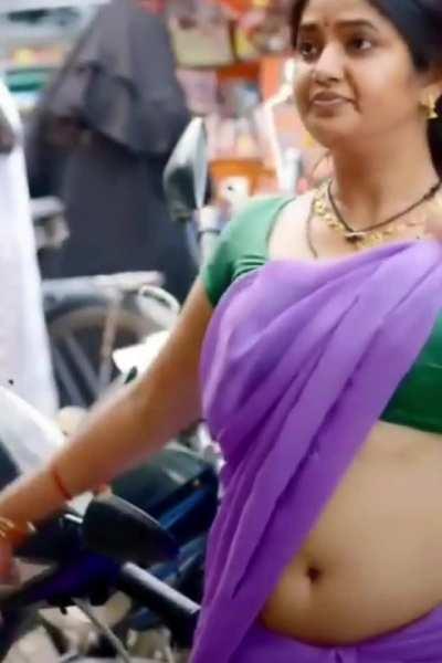 Prajakta mali - hot bomb 