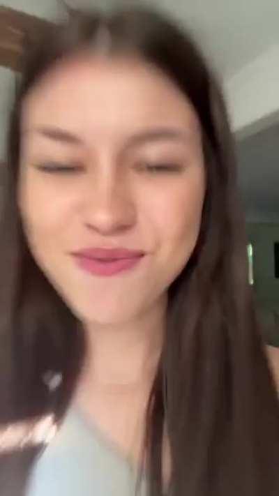 no braces AVA... ❤️❤️