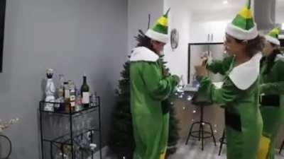 Kristen McAtee Twerking with friends