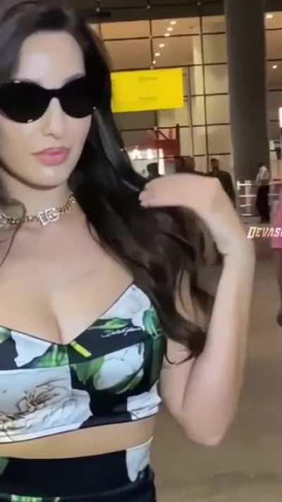 Nora Booba Jiggles On Every Step Of Her's In Slow-mo 🥺🥵