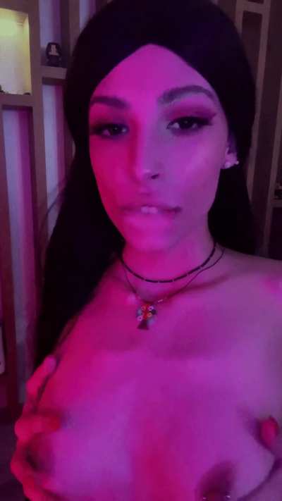 I love showing my breasts to strangers