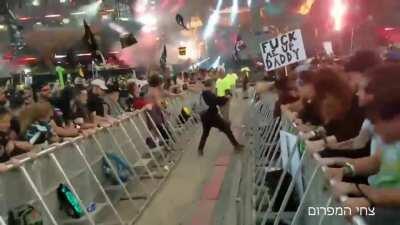 מה שקורה עכשיו_במ