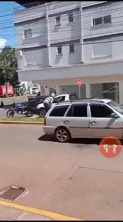 Se vai peitar, tem que se garantir! 