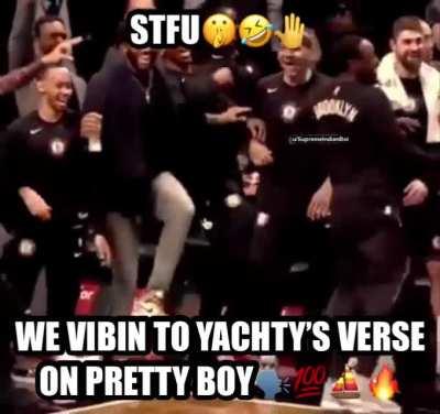 HANDSOME YOUNG MAN NEVER PULL UP ON TIME💯🗣