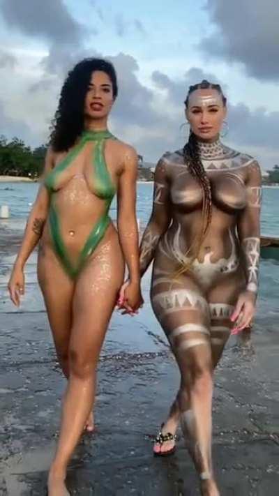 Queens of Jungle 🎠