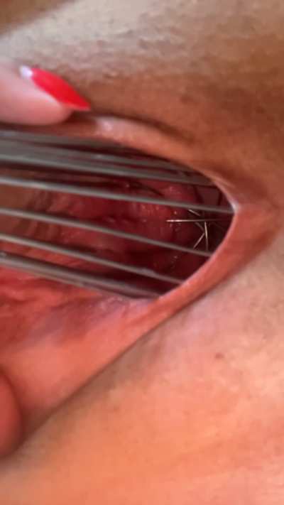 Order from my Master; watch as my pussy gets stretched💦😘