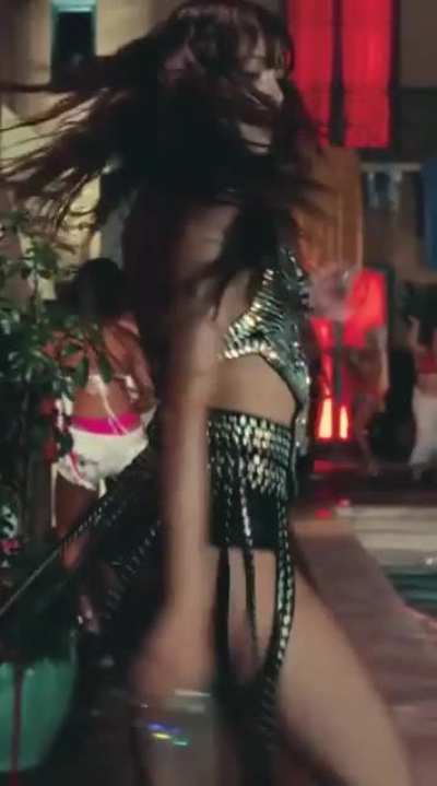 Lisa - When Iʼm with You ft. Tyla MV. May 2025