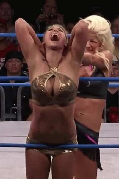 Taryn terrell getting her hair pulled
