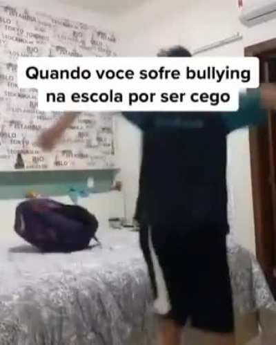 Manoooo ksksks (não se onfendam pf)