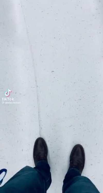 Among us got thrown into the backrooms…