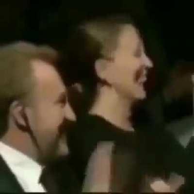 sevin ayda sevmeyin burada haklı konuşmuş