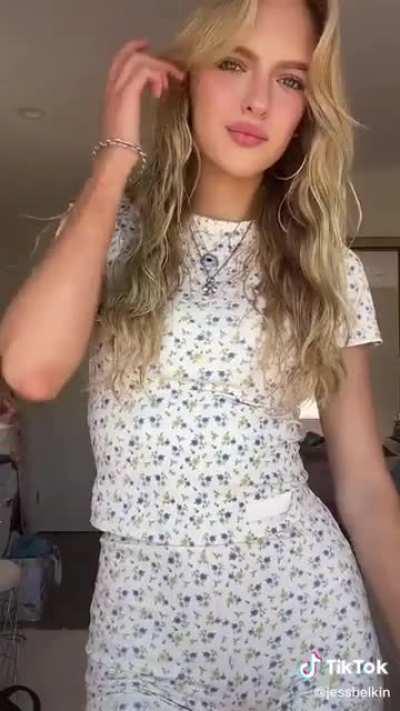 Jessica Belkin - TikTok - Aug 29, 2022