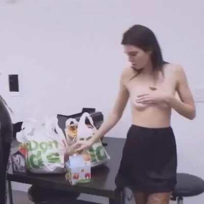 no bra