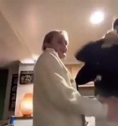 Hay look the average Harem protagonist 