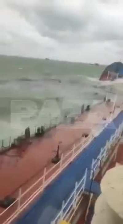 The Russian tanker Volgoneft-212( with a 13 man crew) carrying 4300t fuel oil was torn in two by waves in the Kerch Strait on 15 december 2024.