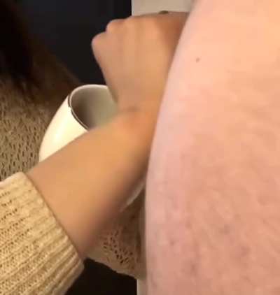 I like my coffee with 0 calorie creamer 💦