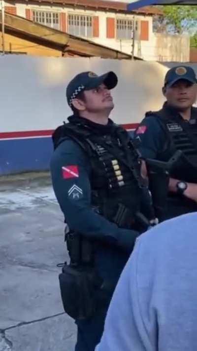 Cabo pardal está de olho...