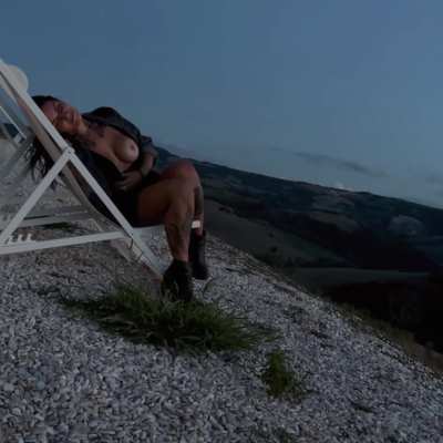 Flashing in the nature!