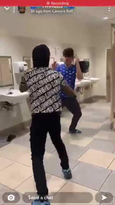 Bro hit the spidey pose😂😂😂twin off it