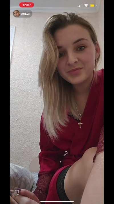 @ant.gi aka Anastasia getting frisky