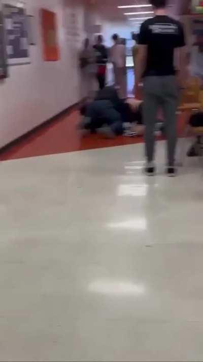 2 Fight Vids lol. One kid gets slammed on the ground and another is put in missionary by cop 😍