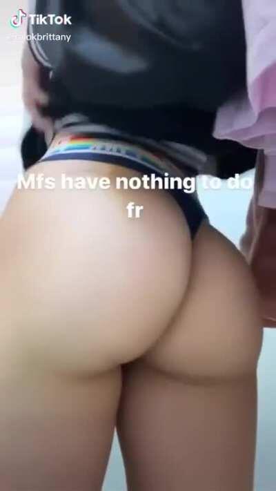 Blessin your feed🥵🤪