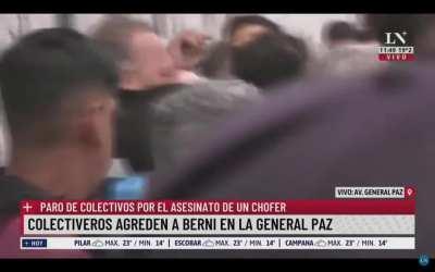 Cagaron a trompadas a Sergio Berni.