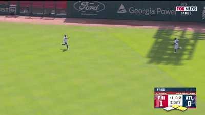 [Highlight] [Highlight] Alec Bohm hits the Phillies' fourth consecutive two-out single to give the Phillies a 2-0 lead.