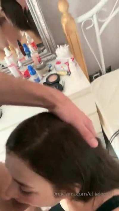 Ellie Leen Blowjob