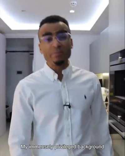 The Internet is too much😭😭