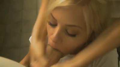 She makes me cum in her mouth