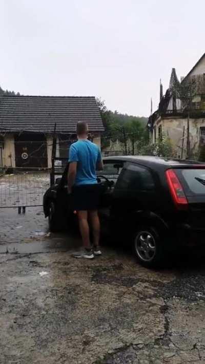 Die Arme Sau ! neuer Lieferdienst