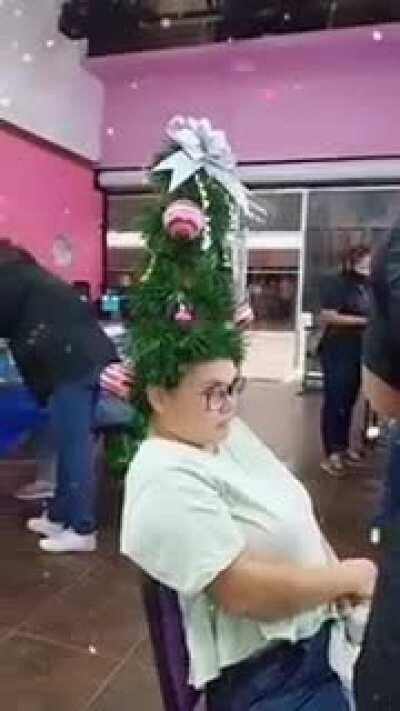 Christmas tree hair