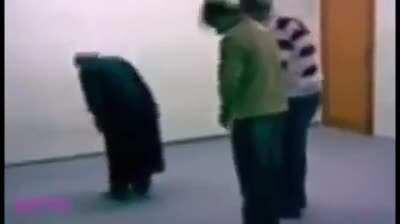 Mümin kardeşlerle ufak şakalaşmalar...