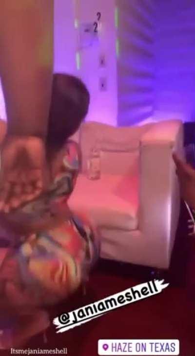 Who wanna jerk to nene