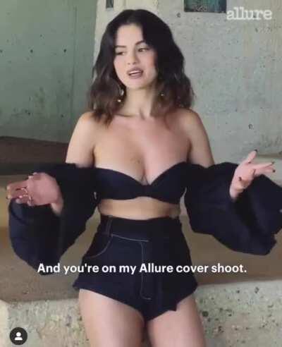 craving those breast 🤤