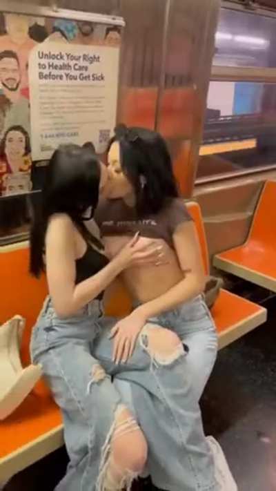 Subway kiss