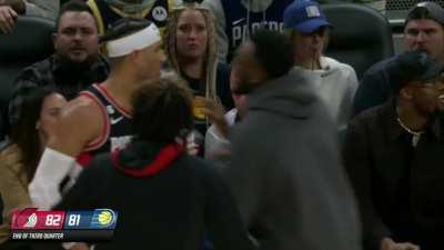 [Highlight] Hart goes all the way to the rim and hammers the one-hander over Duarte